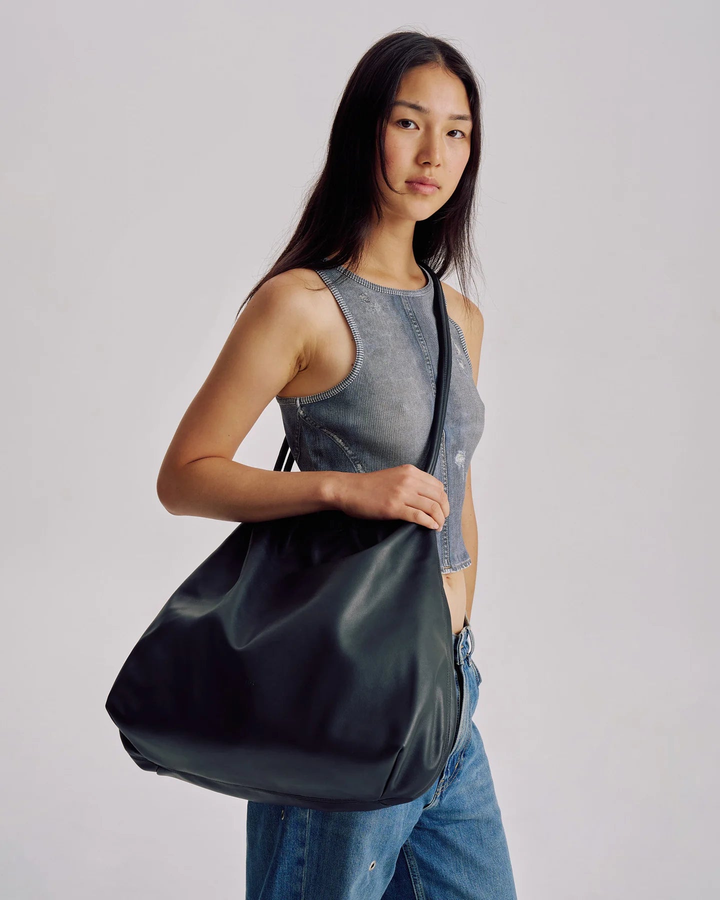 ALMA XL BAG - BLACK