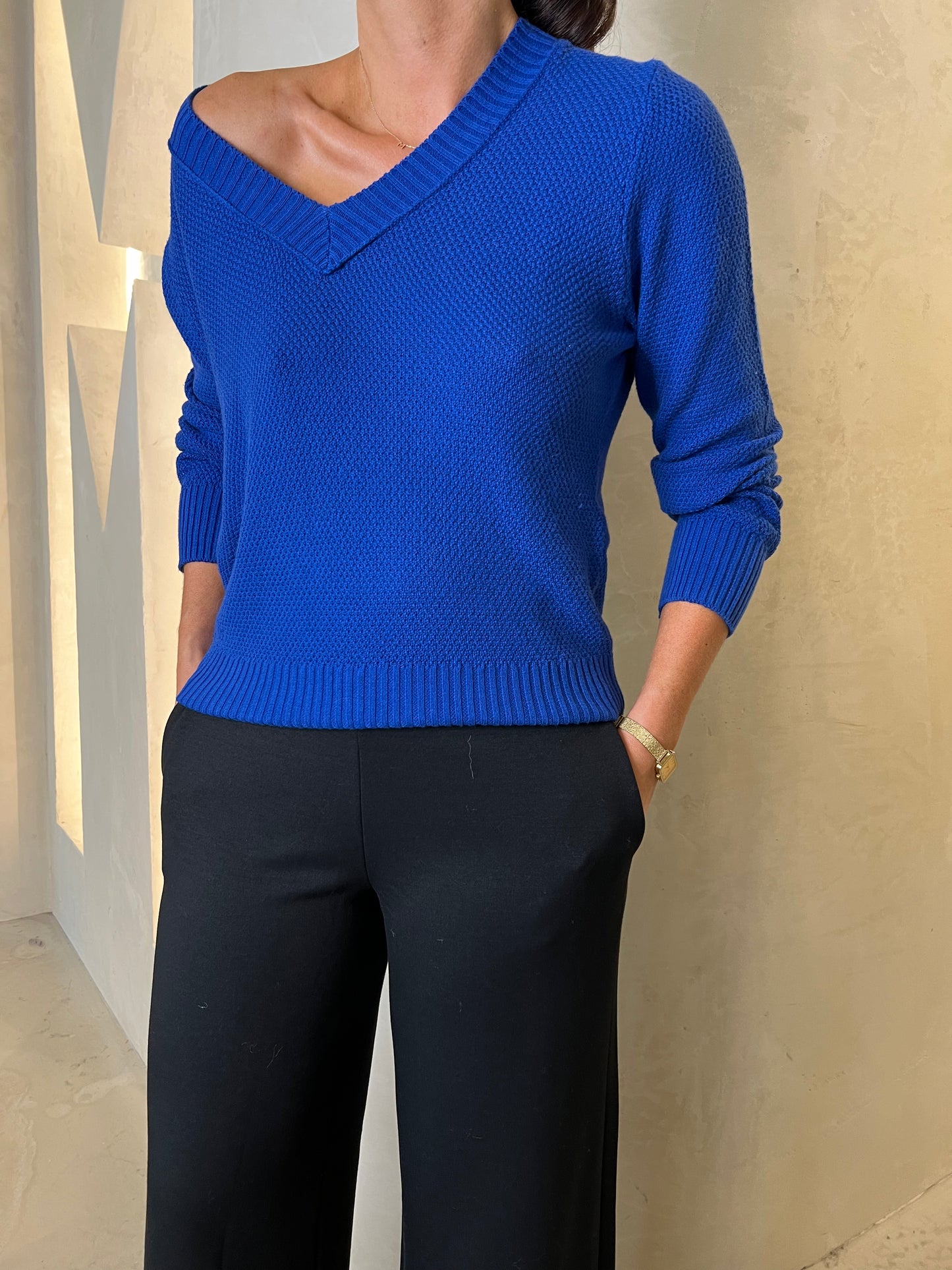 HONEYCOMB V NECK SWEATER - ULTRA MARINE