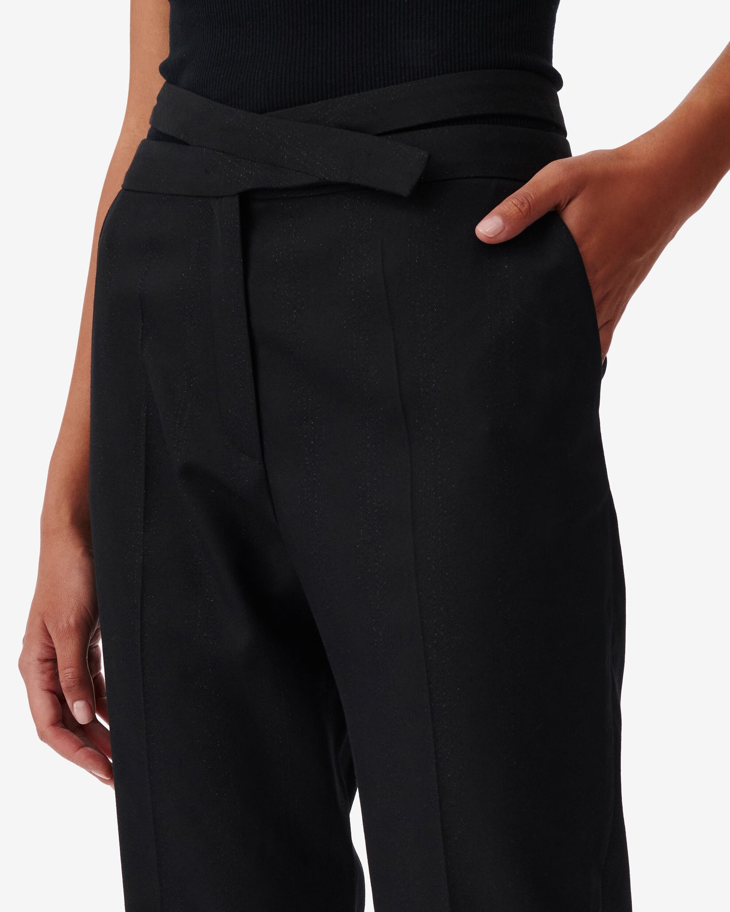 LUADA HIGH-RISE PANTS - BLACK